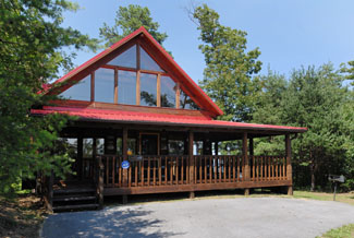 Pigeon Forge One Bedroom plus Loft Cabin in the Smokies with Mountain View